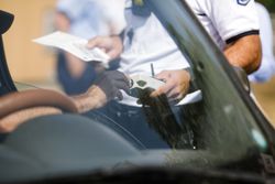 Cum poți contesta o amendă de circulație în 2025. Pașii pe care trebuie să îi urmezi Cum poți contesta o amendă de circulație în 2025. Pașii pe care trebuie să îi urmezi